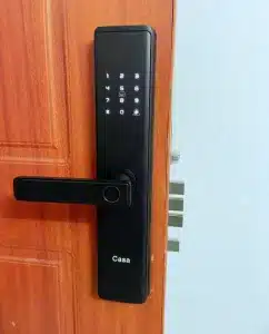 Lắp Khóa Vân Tay Cửa Gỗ Bình Tân – Giải Pháp An Toàn, Hiện Đại Được Khách Hàng Tin Dùng
