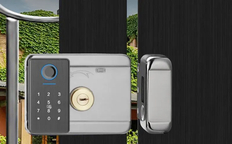 Báo giá khóa vân tay 2 chiều cửa sắt